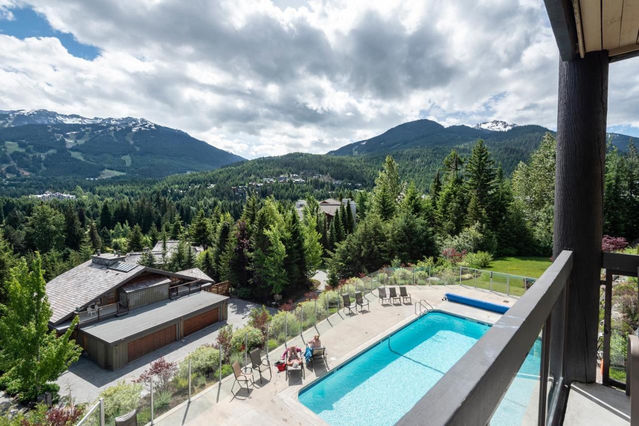 The Ironwood On Blueberry Hill Apartment Whistler Exterior photo